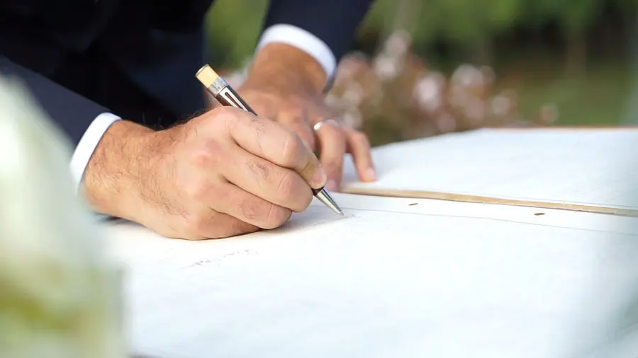 معقب تصريح زواج من الخارج